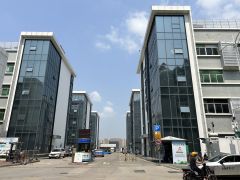 100平起分龙岗爱联地铁站附近1楼1000平方精装厂房出租