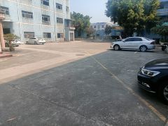 深圳宝安福永主干道旁边大型产业园现成装修大小可分租