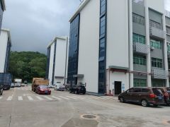 龙岗吉祥地铁口独栋楼上1000平厂房出租原房东实际面积易招工