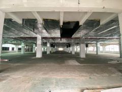 宝安石岩应人石厂房整租，房东直租，红本厂房