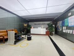 光明凤凰城原房东整层2680平精装厂房出租带无尘车间空地大