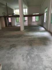 临街小厂房有阁楼可做饭住宿停车原房东