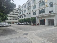 平湖新出带现成装修二楼1580平方厂房仓库出租可分租交通方便