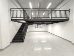 特价11.8 一楼复式300平办公仓库出租靠近主干道，交通方