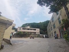 观澜小独院2100平超大空地带独立办公室宿舍厂房出租