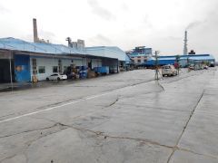 万江环城路外原房东独院厂房出租，带地坪漆，吊顶，拖头可进车间