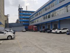 东莞厚街镇独门独院厂房招租，整个独院翻新，园区空地大，可以分