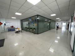 园洲现成装修厂房10元出租水电齐全进场即可生产可分租500