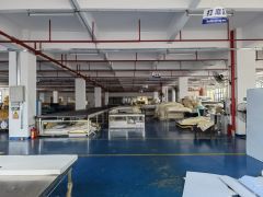 厚街会展附近现成做软包厂房低价出租精装办公现成水电地坪漆