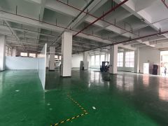 一楼厂房，高度6.3米，一楼整层1650平方，好办环评.