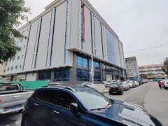 厚街镇 厚街村楼上全新厂房1000平起分租金9块带装修