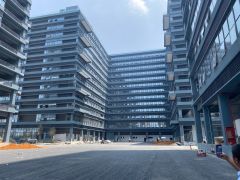（全新红本厂房）单层9800平方共13层可分租