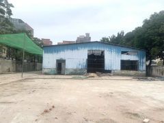 铁皮房1000方，空地500方，小独院自己用