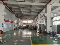 常平土塘原房东7米高一楼2000平方，带牛角，办公室装修