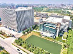大朗富民工业城85000平方全新重工业厂房出租（可分租）