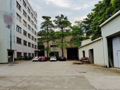 东莞厚街镇独门独院原房东厂房出租，行业不限制，有现成家具环评