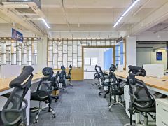 西丽大学城 留仙大道新出整层厂房2200平 带2吨货梯可分租