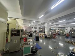 长安厦边园区独栋厂房出租，现成装修，水电齐全