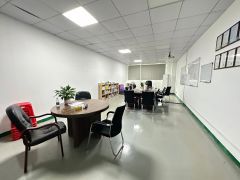 观澜桂花原房东楼上1200平现成装修红本厂房仓库出租无公摊