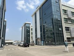 免租期三个月龙华大浪工业区新出1000平现成装修仓库厂房出租