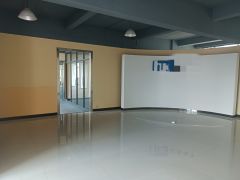 厚街厂房二楼750平精装修水电齐全厂房出租仓库出租空地出租
