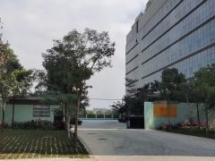 原房东直租楼上2300平方，带装修，价格实惠