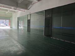 寮步汽车城650平精装修一楼出租，现成水电办公，