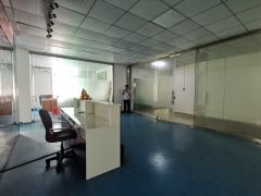 龙岗爱联新出原房东工业园二楼精装修1250平厂房出租可分租