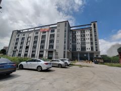 常平原房东新出标准厂房急租，带现成航吊，地坪漆，精装修办公室