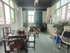 西乡固戍工业园，带装修260平365平厂房出租，全新地平漆