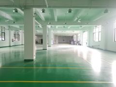 布吉李朗工业区红本厂房仓库1100平出租近地铁口场地大易招工