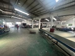 清溪大利原房东独栋厂房出租2000平，空地超大，有现成装修