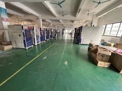 塘厦莲湖原房东直租标准3楼900平，现成地坪漆装修，水电齐全