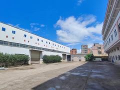 寮步缪边单一层钢结构独院11000平方厂房出租，现成办公室装