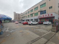 龙华区观澜街道梅关高速出口附近一楼1500平方主干道边