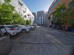 沙井后亭一楼500平精装修重工业厂房出租，适合各行各业。