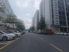 龙华大浪3楼新出整层2000平红本厂房豪华装修适合各种企业