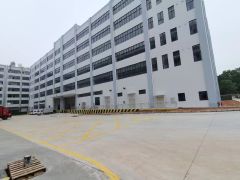 常平镇新出标准31000平方厂房出租，空地大进出方便，形象好