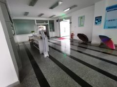 15元起租龙岗同乐地铁口新出一二楼1350平厂房出租可分租