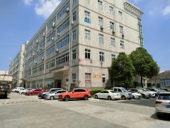 龙华大浪红本厂房出租整层1915平可分租 低价仓库出租