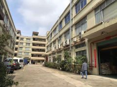 公明根玉路旁独院2楼2200平一整层，现成展厅，办公室前台