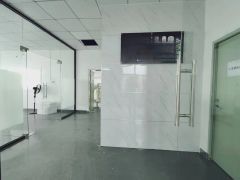 （光明公明特价厂房18元）1300平有办公室，仓库，精装修