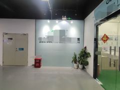 固戍地铁站附近，新出楼上540平精装修厂房，办公，仓库出租！