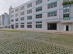 平湖华南城地铁口工业区2000平标准厂房出租仓库招租可办环评