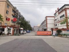 厚街沙塘空出二楼2400平现成精装修水电齐全厂房出租仓库出租