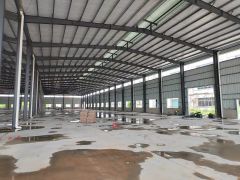 惠州惠城区中心适合做汽车美容，4s 店。体育的一楼钢结构厂房