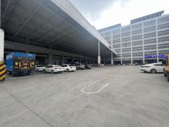 龙华元芬地铁口花园式红本厂房2000平方起出租带卸货平台喷淋