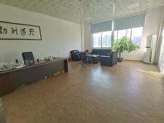龙华清湖地铁口工业园新出楼上1950平厂房出租可分租一楼6米
