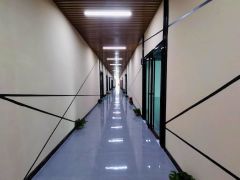 坂田华为地铁口带装修红本厂房可办公200平起至1000平出租