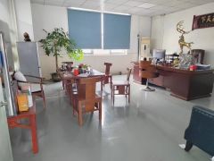 龙岗宝龙原房东工业区新出一楼二楼1200平厂房出租大小可分租